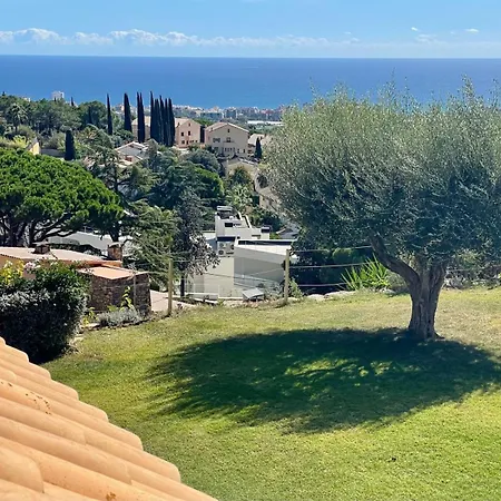 Bed & Breakfast Palm Maresme - With Bathroom And Terrasse With Ocean Views In A Private *